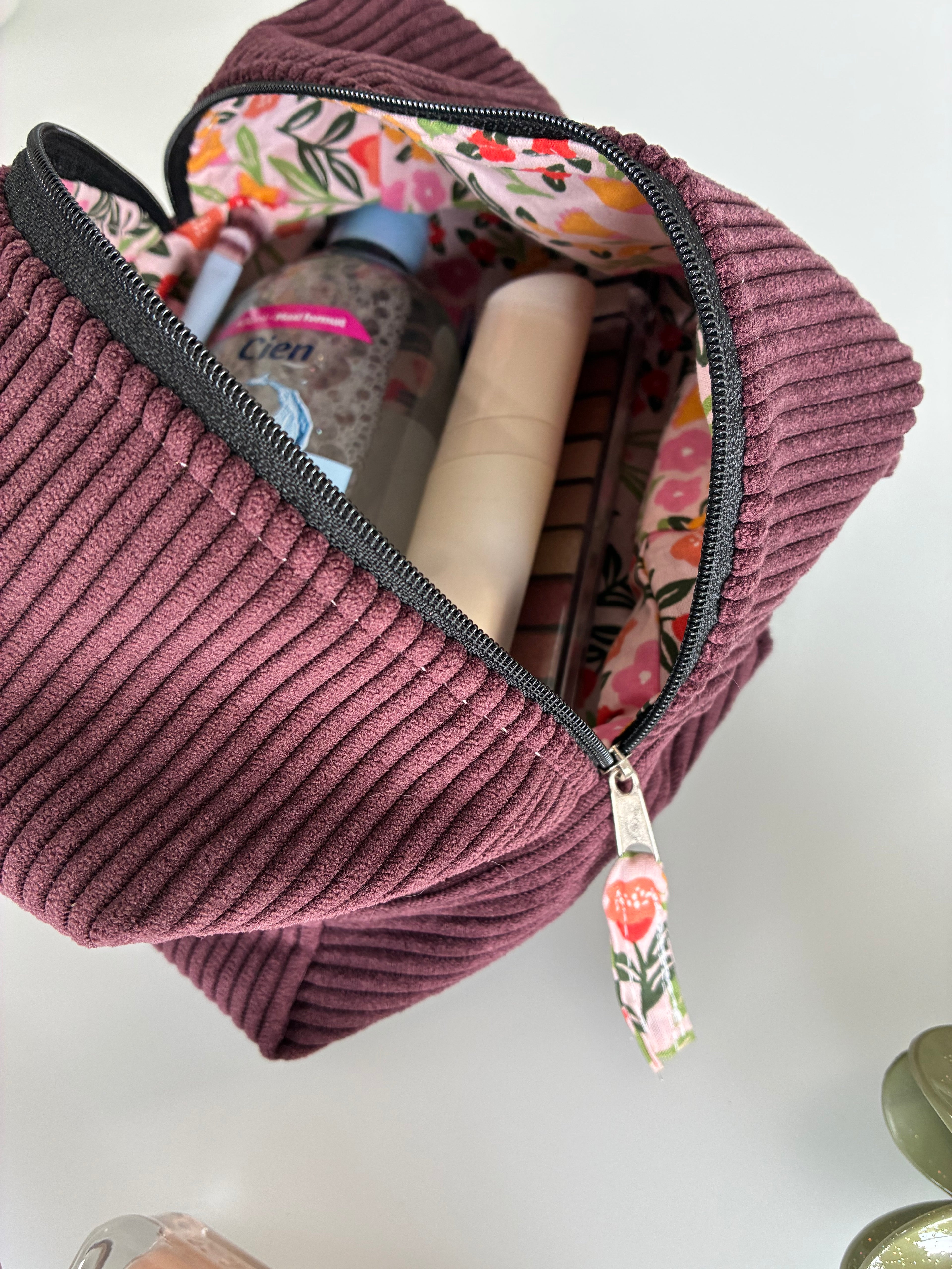 Trousse de toilette - bordeaux