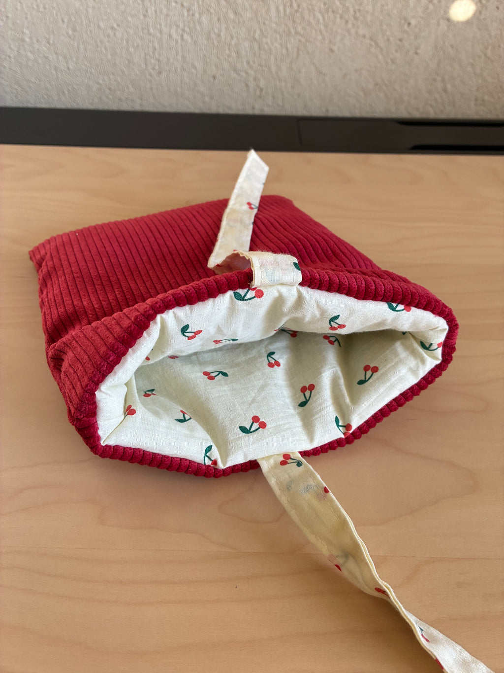 Pochette à liseuses - cerises 🍒