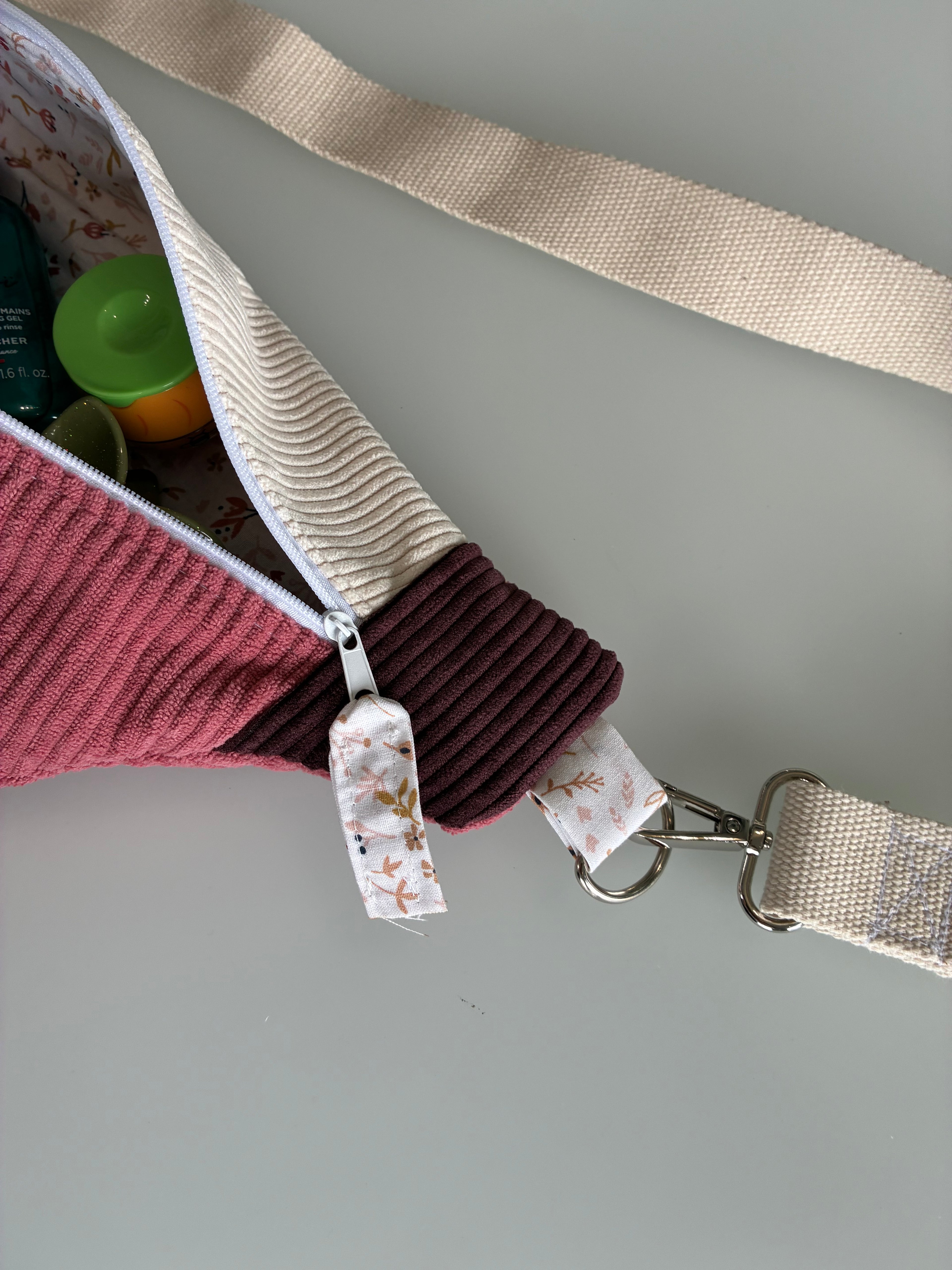 Sac banane tricolore rose / blanc / bordeaux